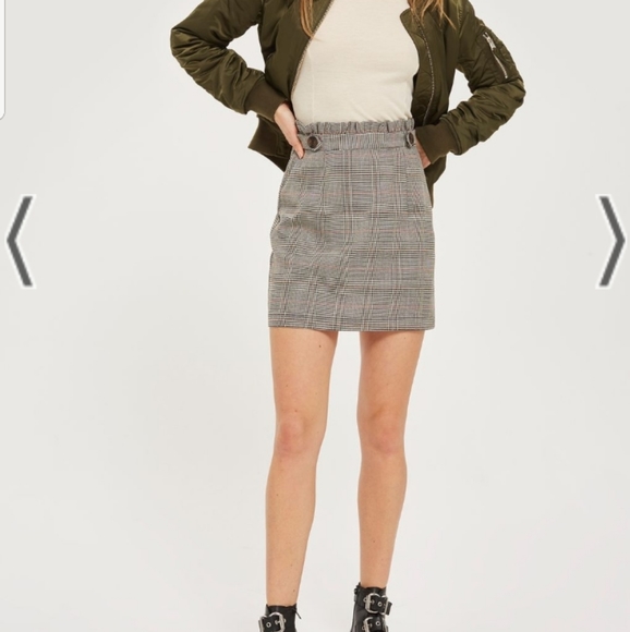 Topshop Dresses & Skirts - Topshop Checkered Paperbag waist skirt size 6